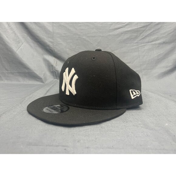 New Era 9Fifty New York Yankees Cap Snapback Black One Size NEW WITH TAGS! - Picture 2 of 7